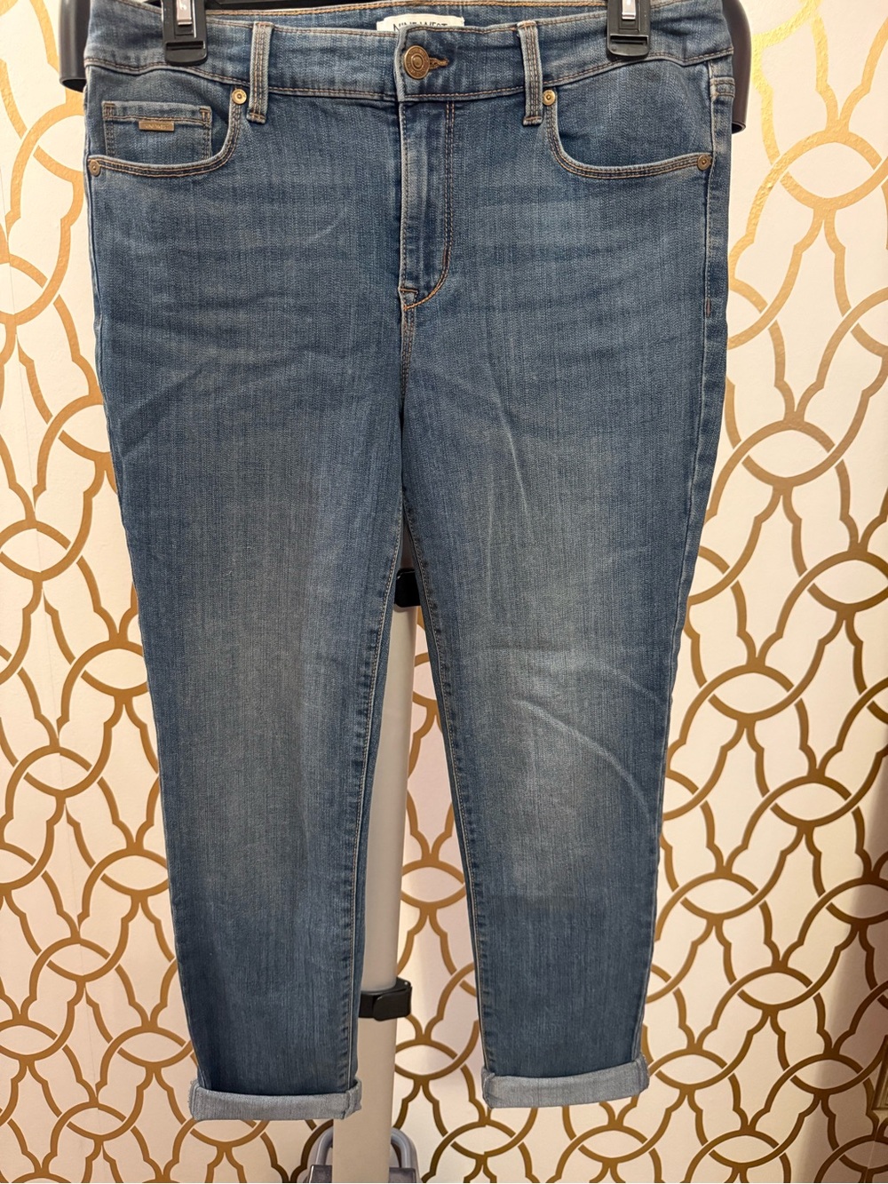 Nine West Medium Blue Cropped Jeans size 8